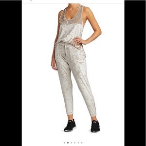 Heroine velvet joggers size Large